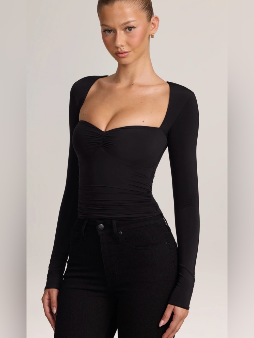 OH POLLY SZ 2 black sweetheart top